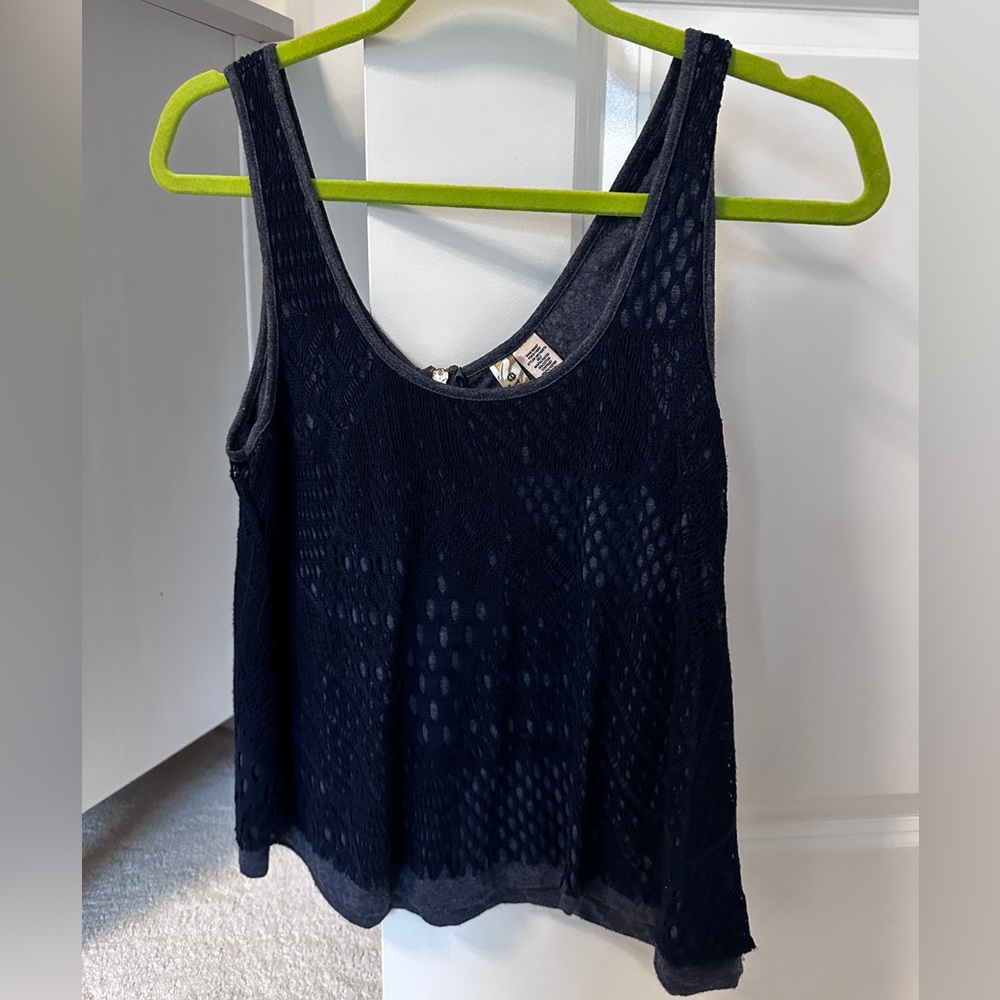 Navy crochet zipper tank - Picture 8 of 9